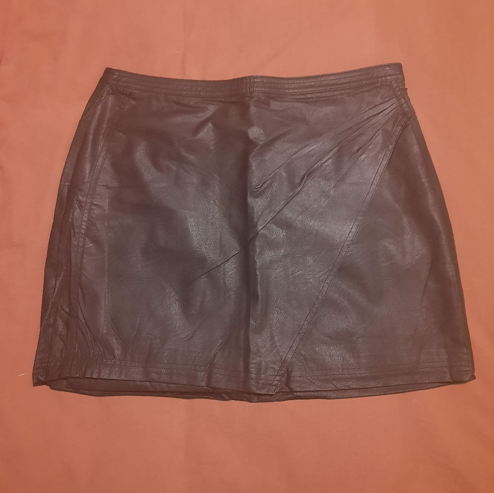 NWT Shinestar PU Leather Miniskirt